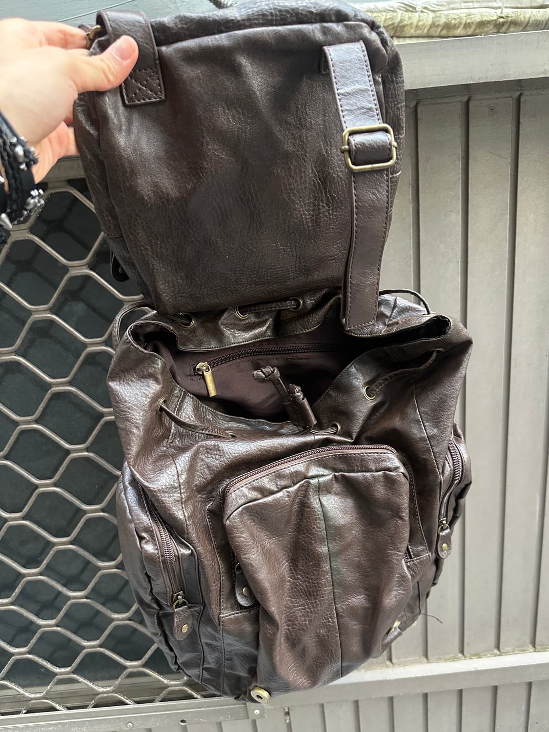 Vintage real leather multi pocket bag 상품이미지6