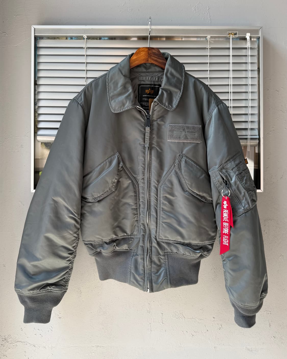 Alpha industries Cwu-45/p flight jacket 상품이미지1