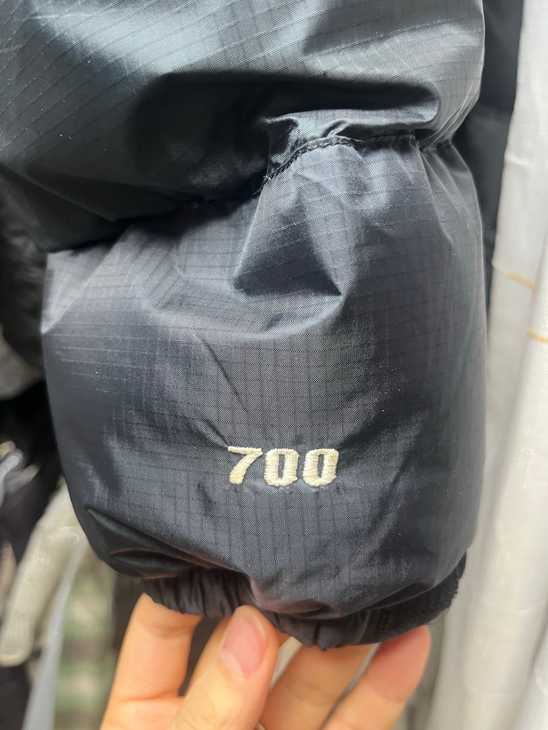 노스페이스 써밋 시리즈 700 윈드스토퍼 패딩 사이즈 100/L 상품이미지9