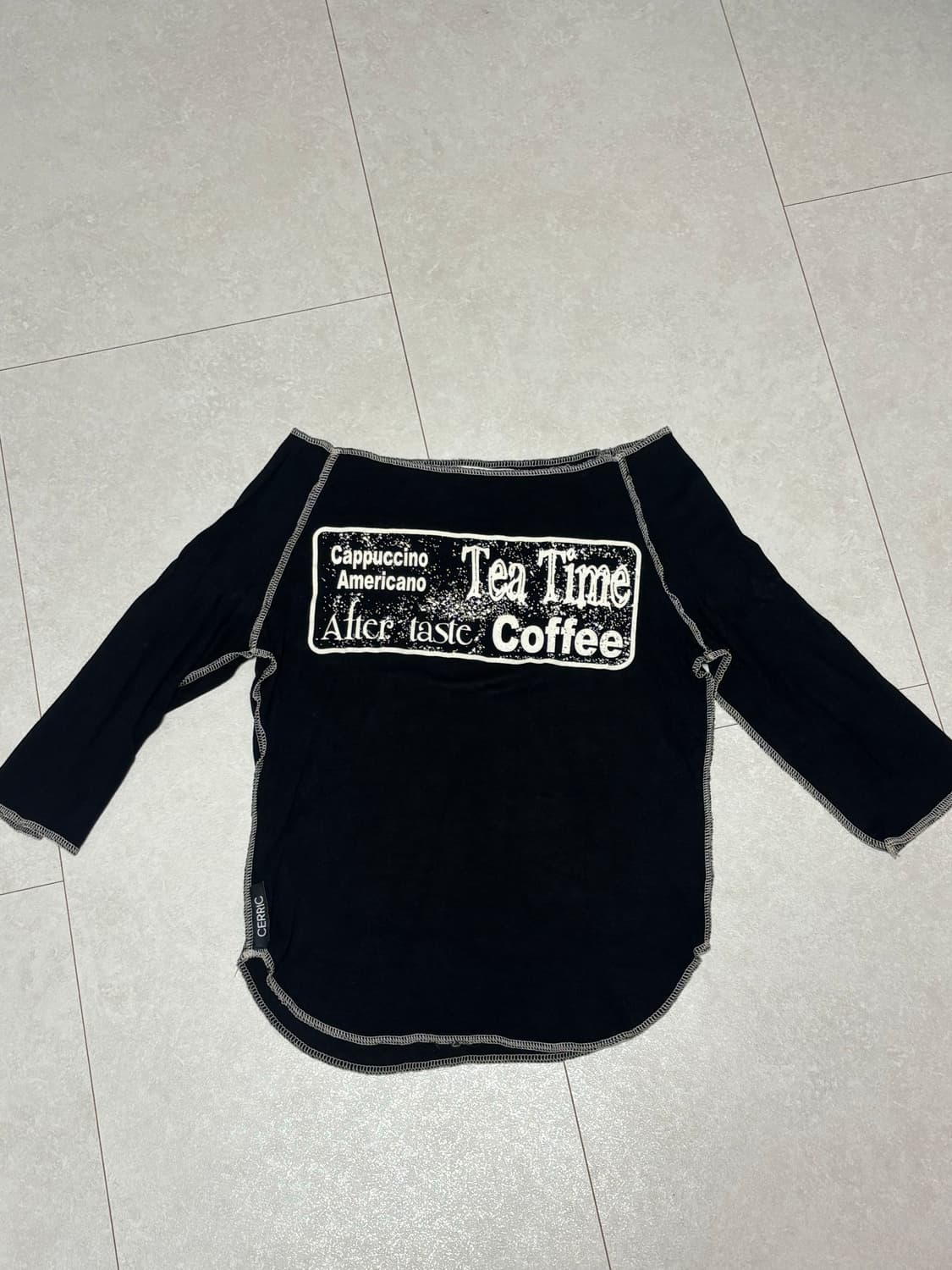 세릭 tasty off shoulder black 상품이미지2