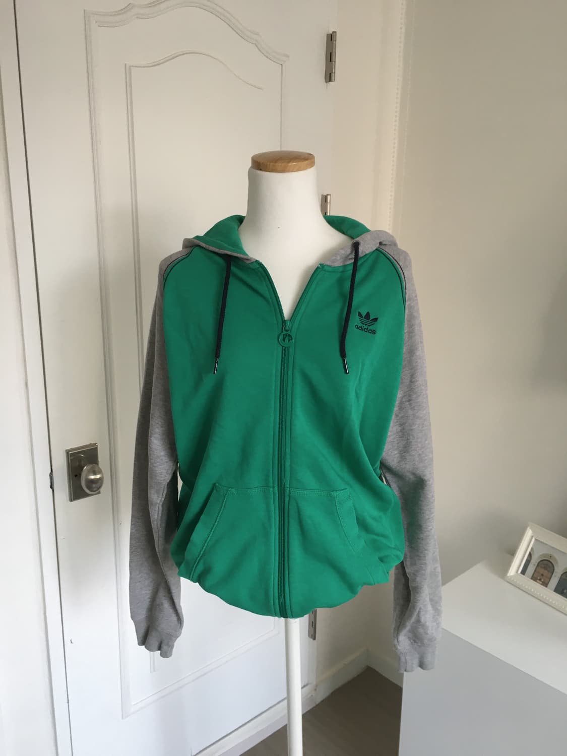 아디다스 Y2K 백로고 후드집업 상품이미지1