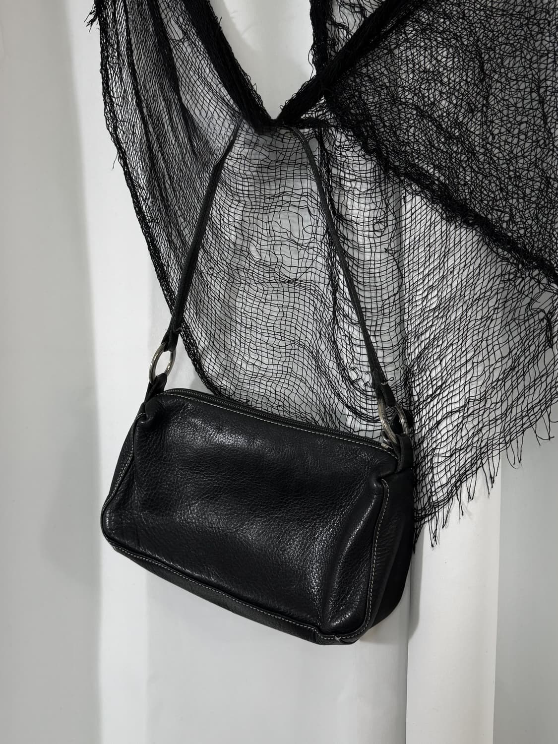 lettering mini shoulder bag 상품이미지2