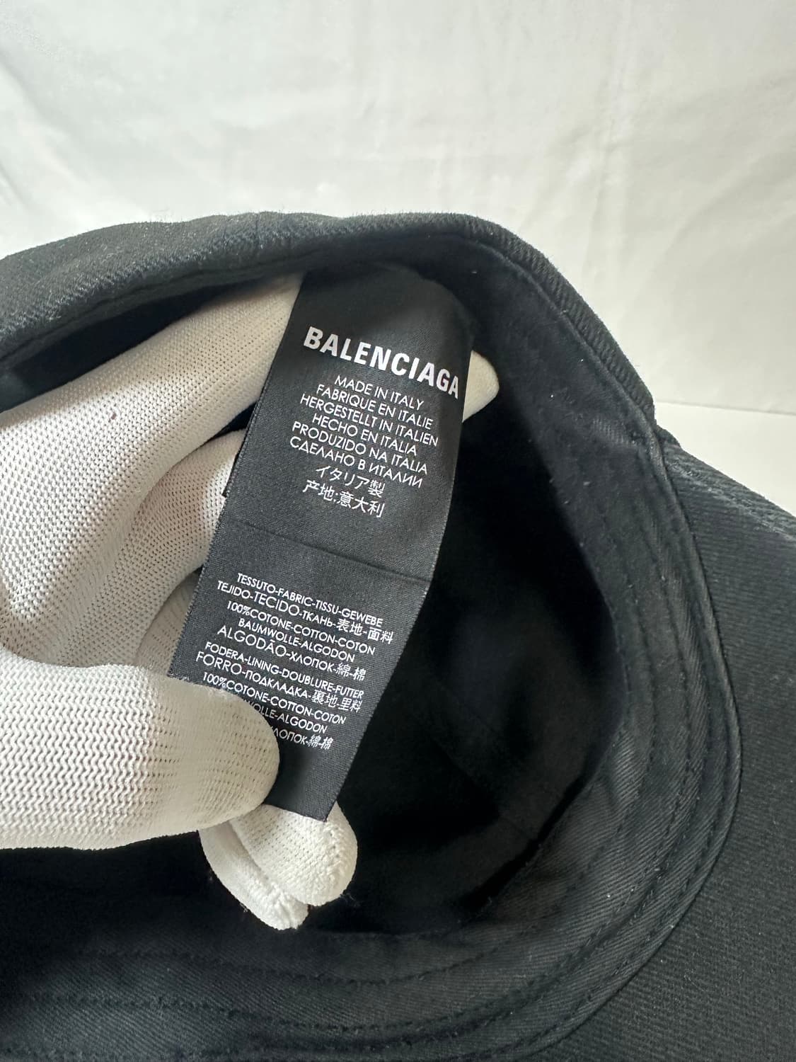 발렌시아가 챙로고 볼캡 블랙 (OS) 상품이미지4