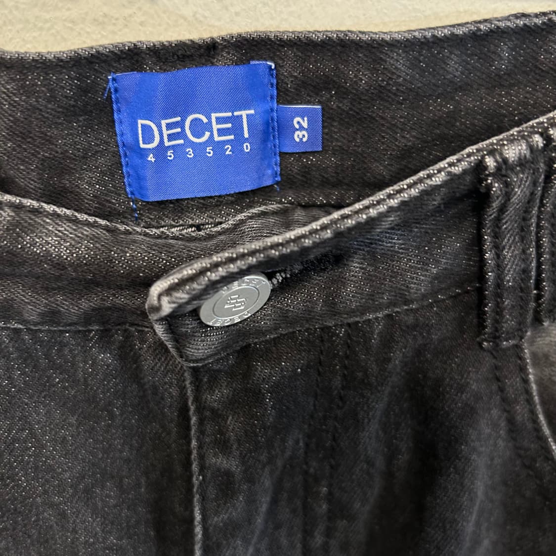 DECET 와이드핏 샌드워싱 흑청 데님팬츠 상품이미지3