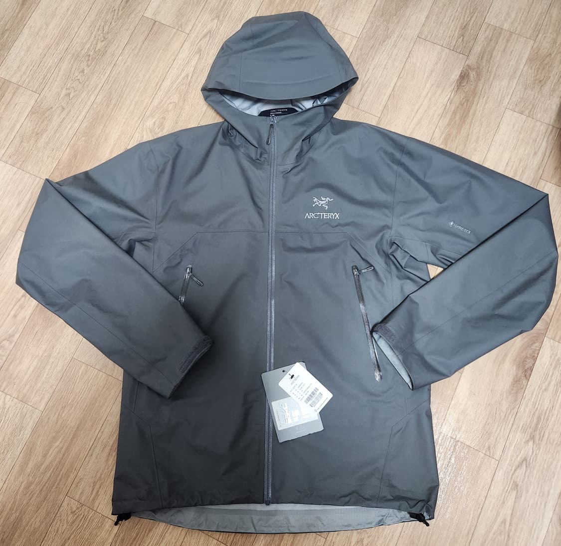 아크테릭스 베타 클라우드 자켓 상품이미지1