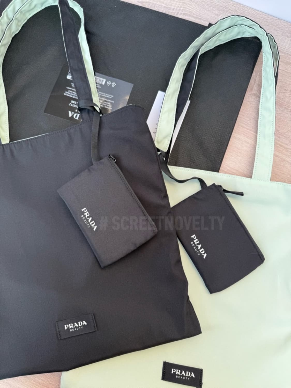  프라다뷰티 양면 에코백 & 파우치 세트  상품이미지9