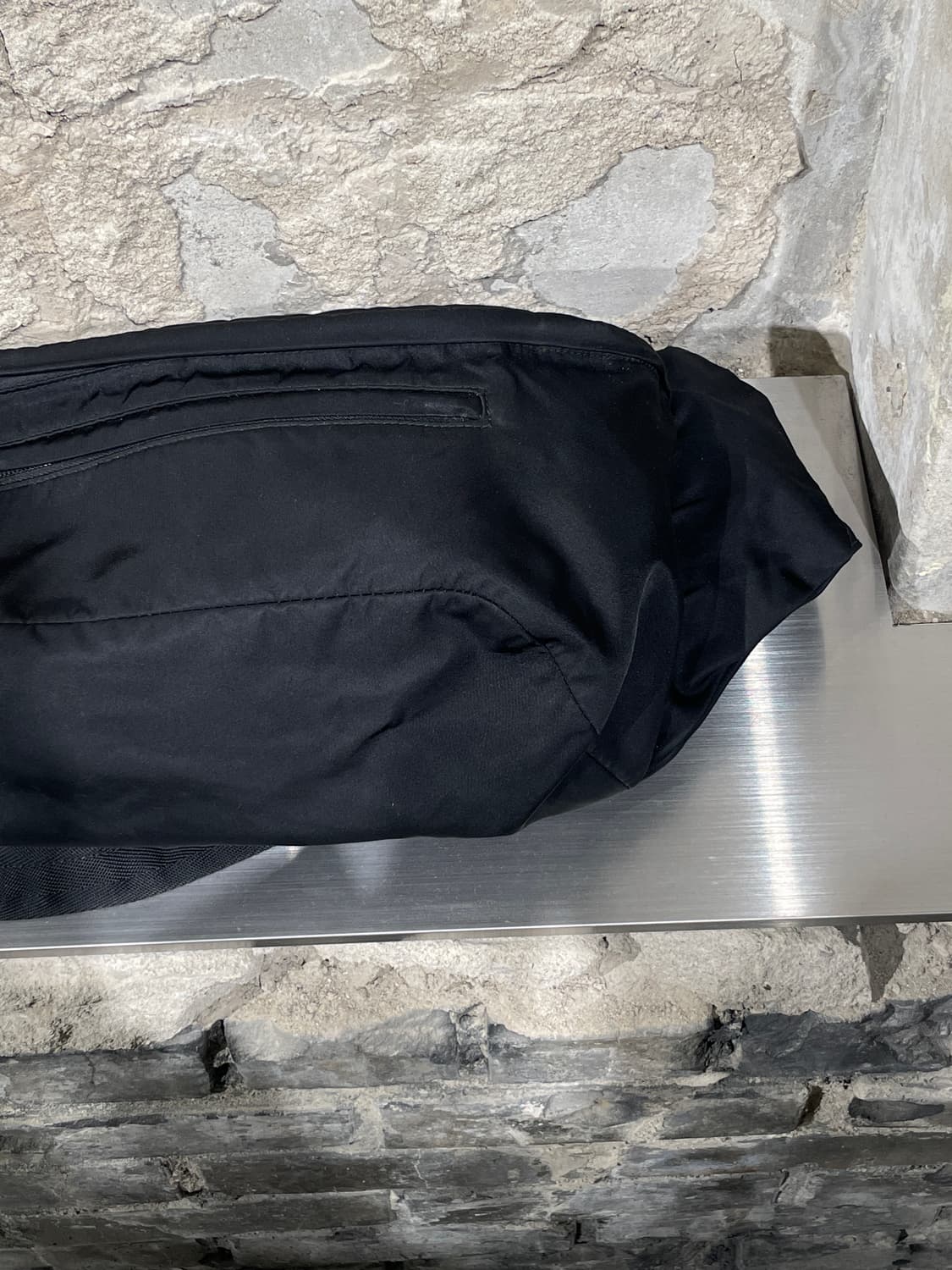 프라다 018 테크 블랙 나일론 페니백 상품이미지4