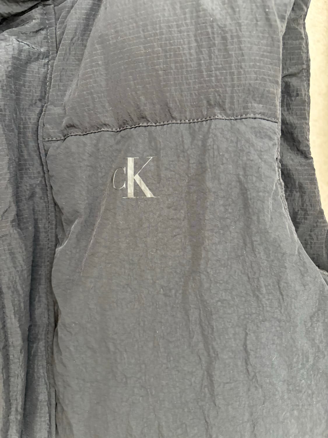 ck 캘빈클라인 패딩조끼 블랙 상품이미지4