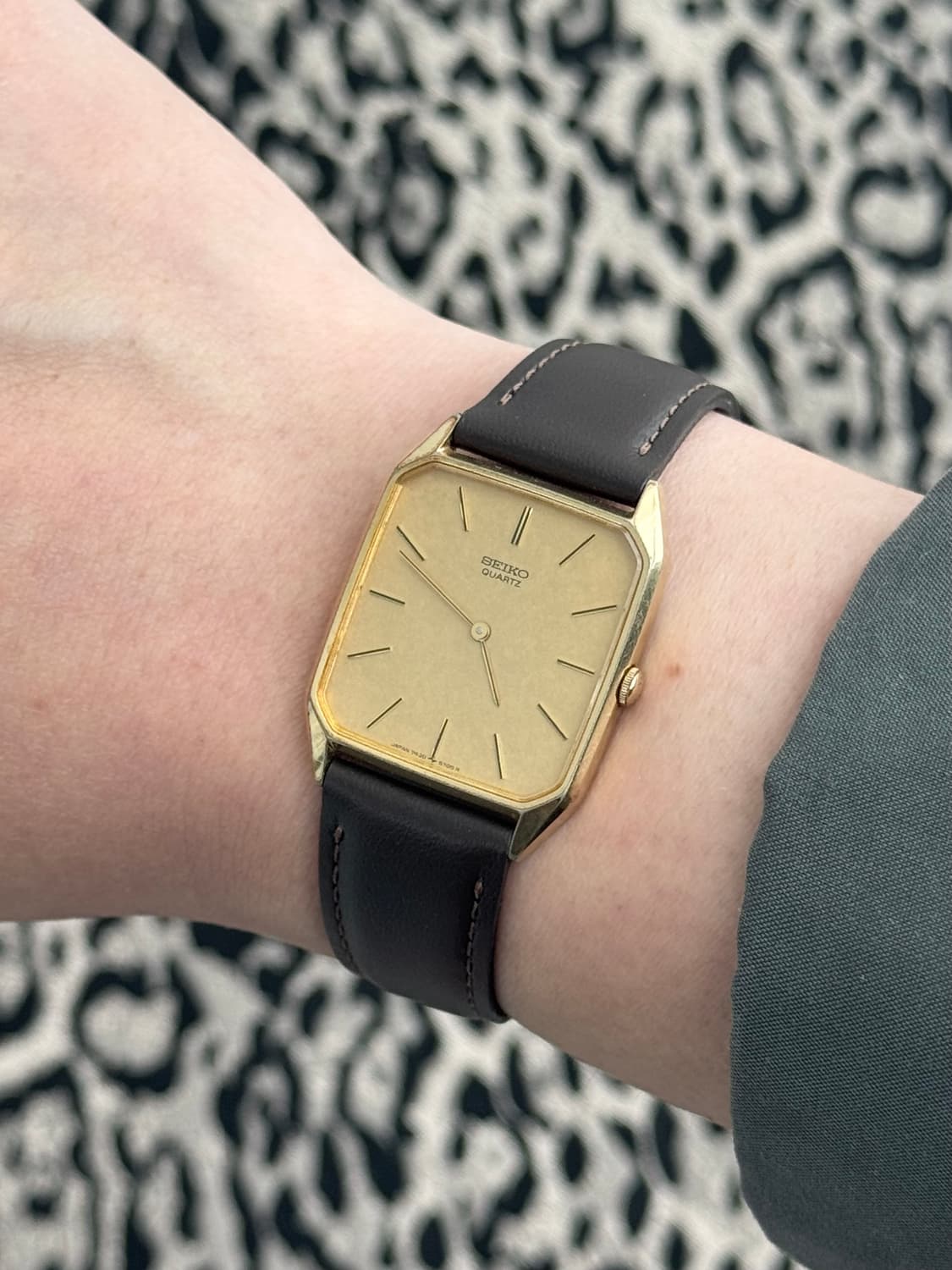 80s 빈티지 세이코 탱크 쿼츠 상품이미지9