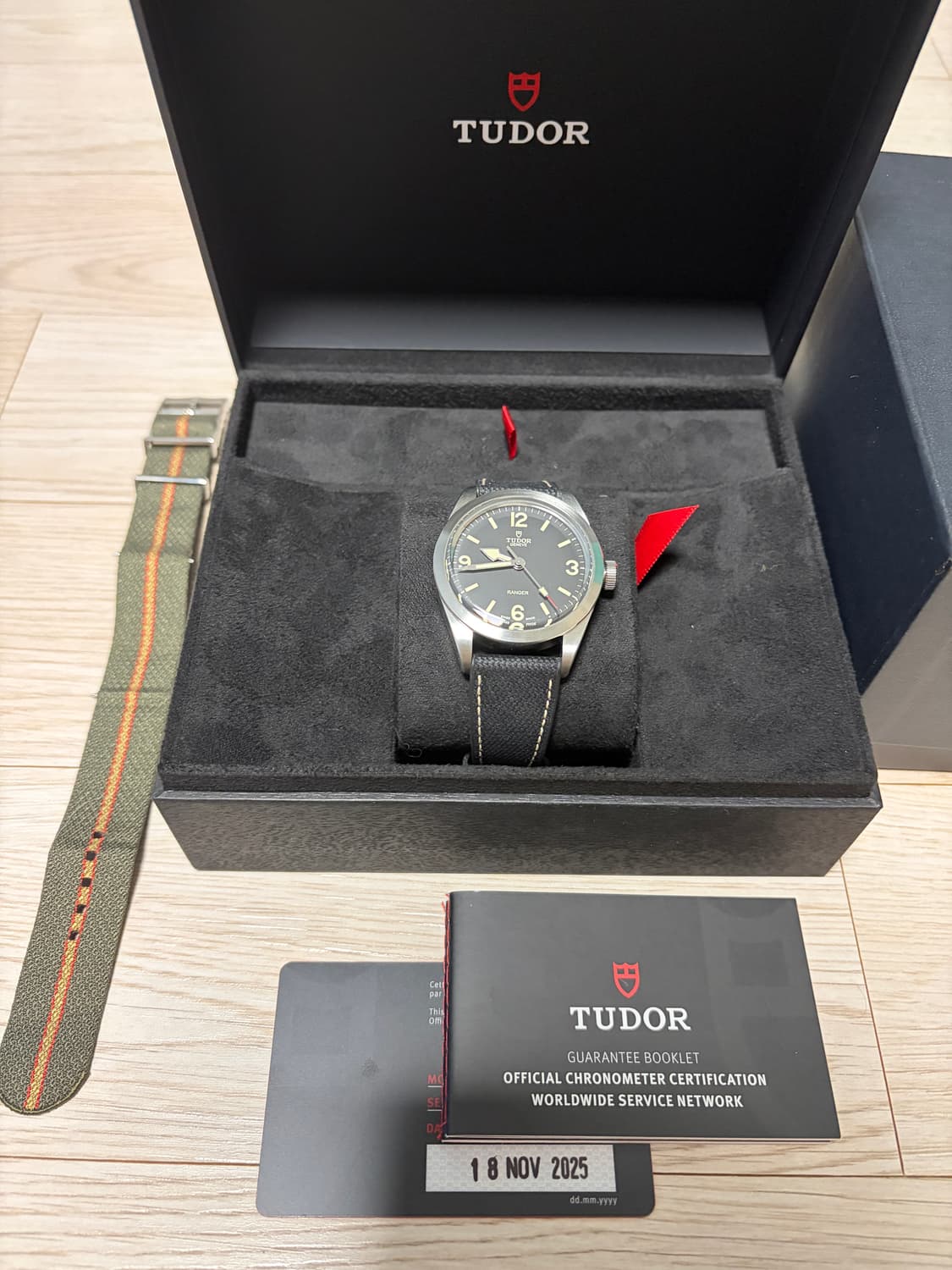 튜더 레인저 하이브리드+나토 스트랩(미사용 신품) 상품이미지1