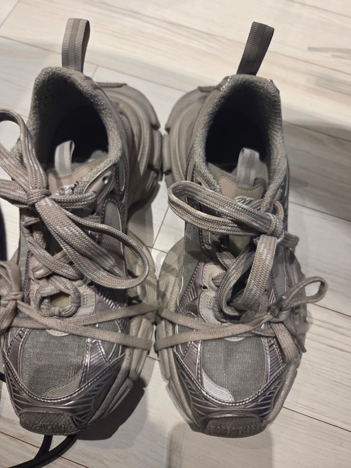 발렌시아가 3xl 그레이 40사이즈 상품이미지2