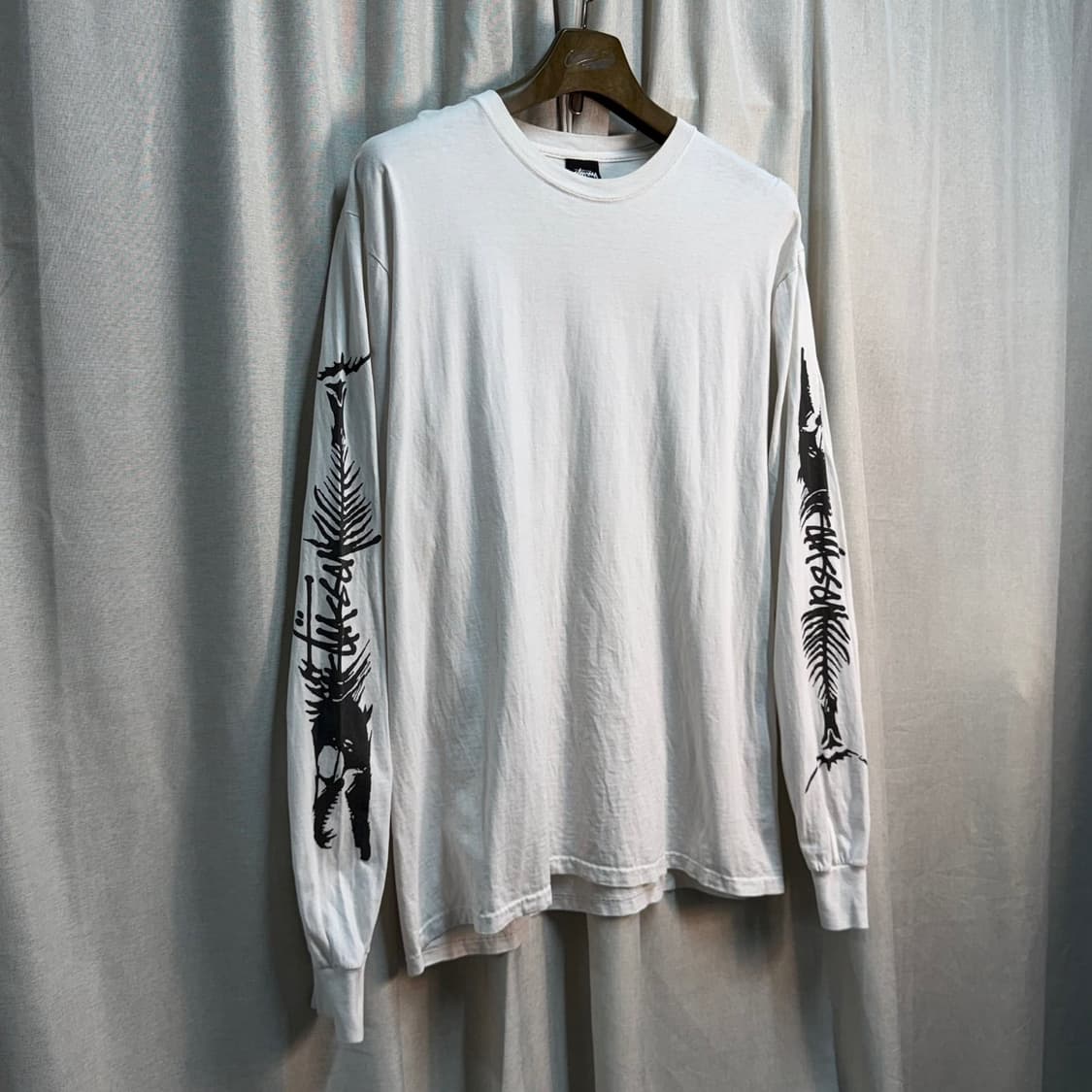 스투시(Stussy) 바라쿠다 피그먼트 다이드 롱슬리브 긴팔티 상품이미지1