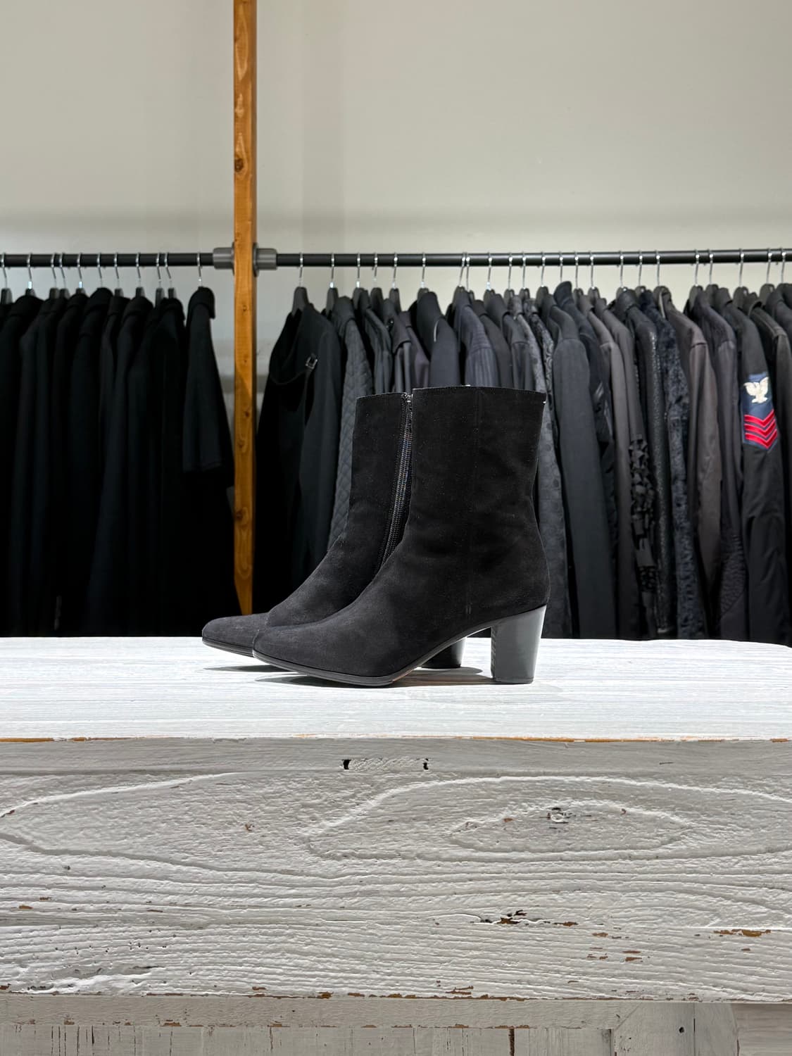 메종 마르지엘라 블랙 스웨이드 사이드 지퍼 앵클 부츠 상품이미지5