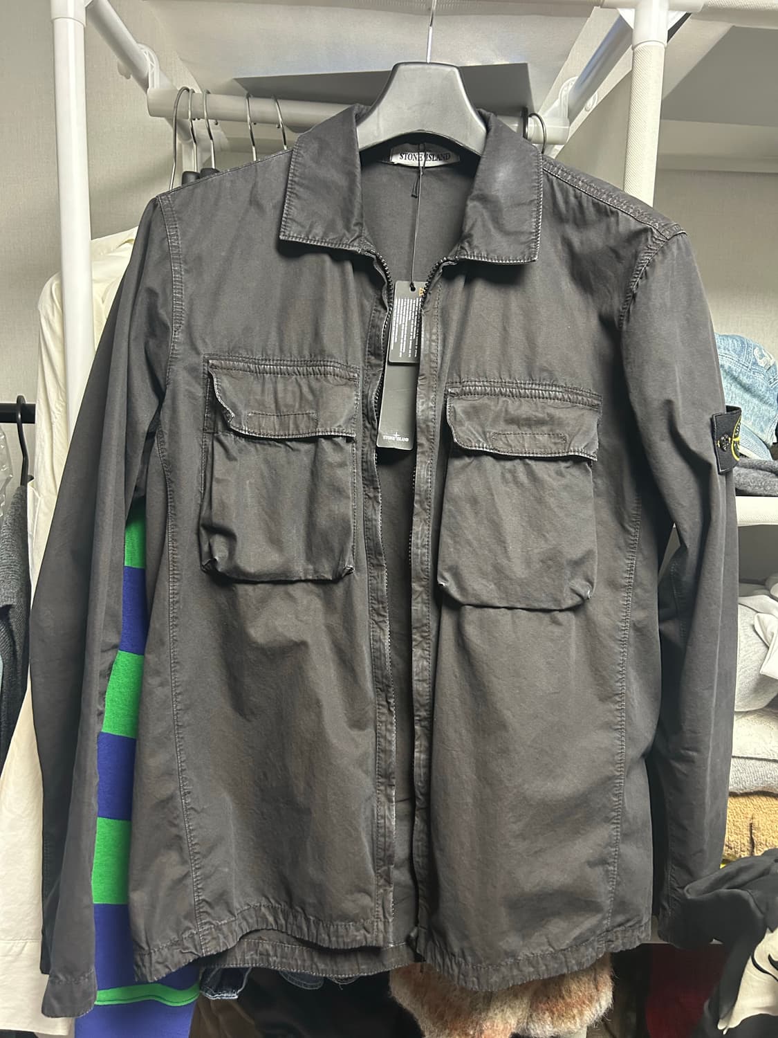 22ss 스톤아일랜드 올드 이펙트 오버 셔츠 블랙 L 상품이미지1