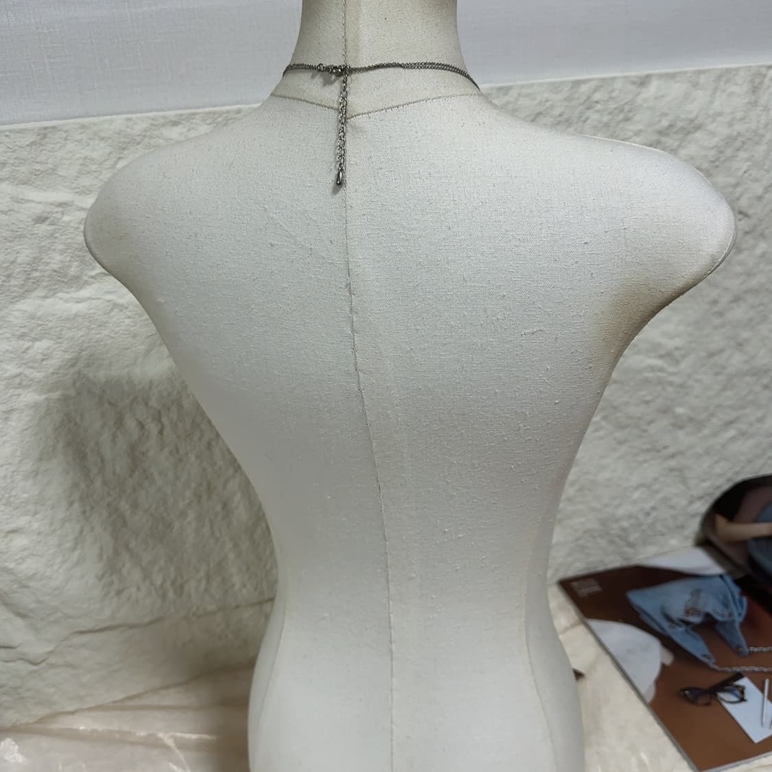 빈티지 중세 메탈 체인 스웨이드 태슬 목걸이 상품이미지3