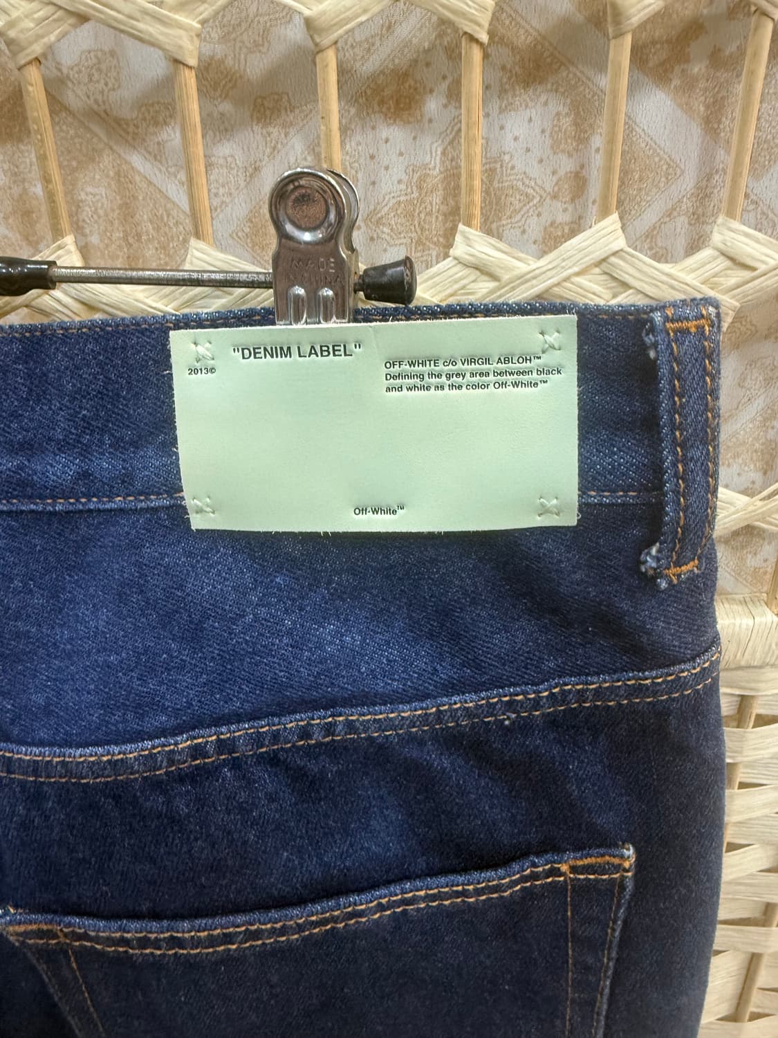 34 정품 오프화이트 DO NOT REMOVE 데님팬츠 팝니다 상품이미지9