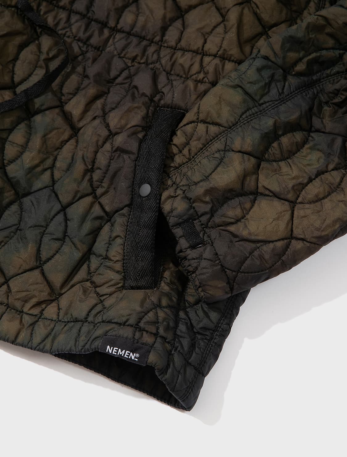 (새상품) 네멘 타이다이 퀼티드 후드 정글 그린 상품이미지5