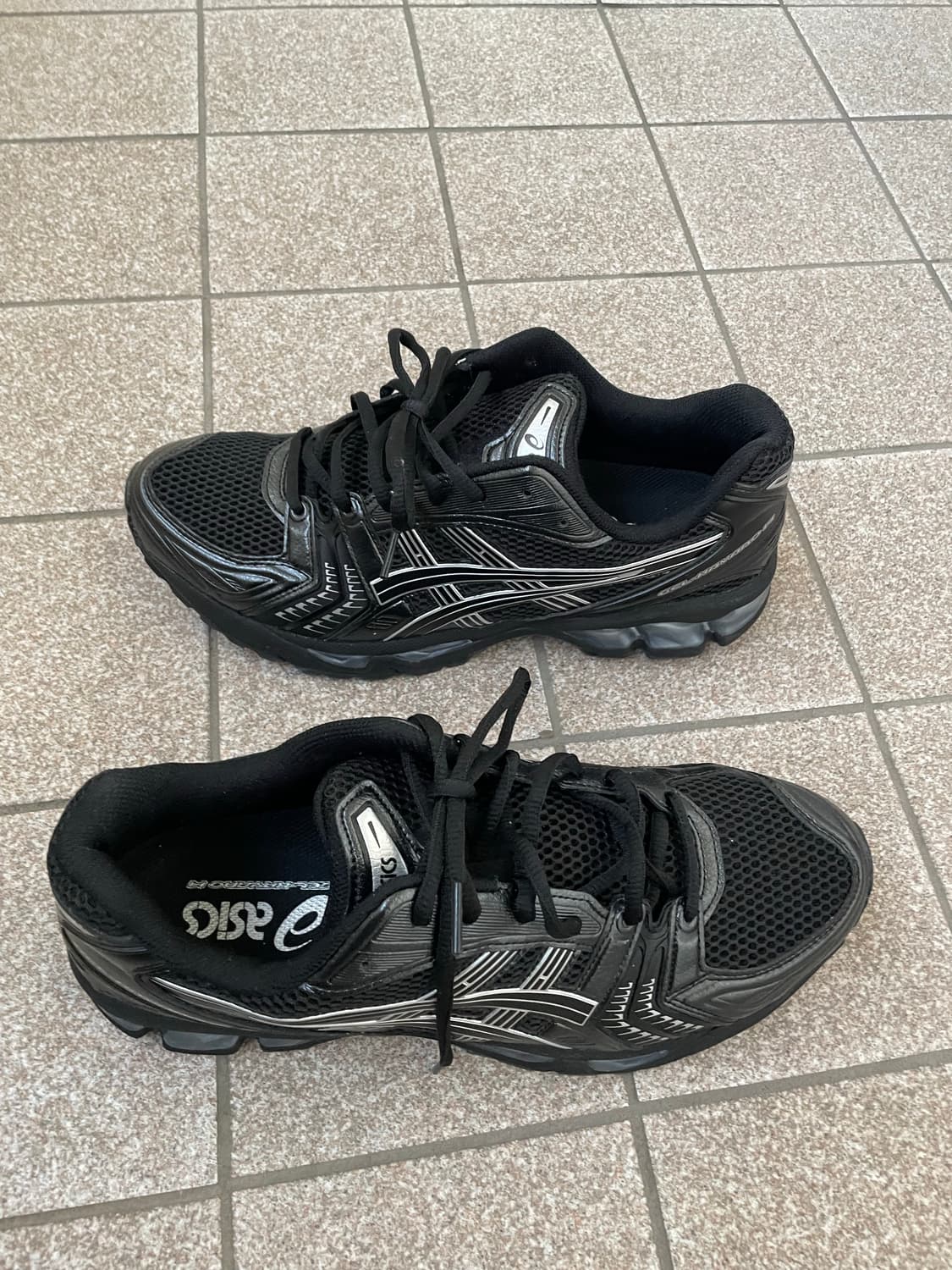 아식스(asics) 젤카야노 14 블랙 퓨어 실버 280 팝니다 상품이미지6