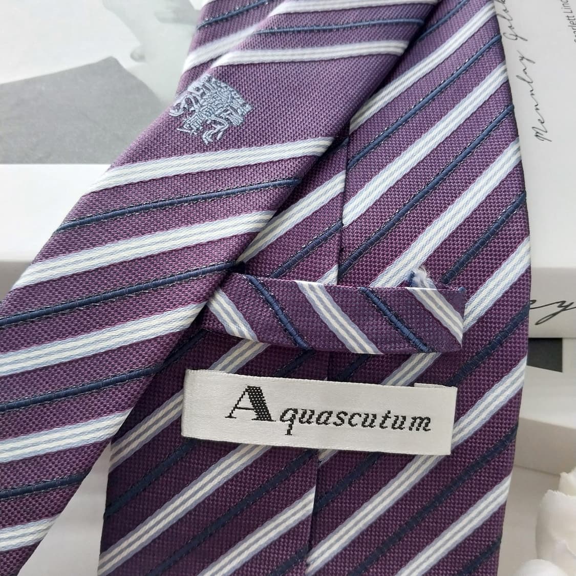 아쿠아스큐텀 실크 스트라이프 넥타이 9.6cm A+등급 K1203
 상품이미지7