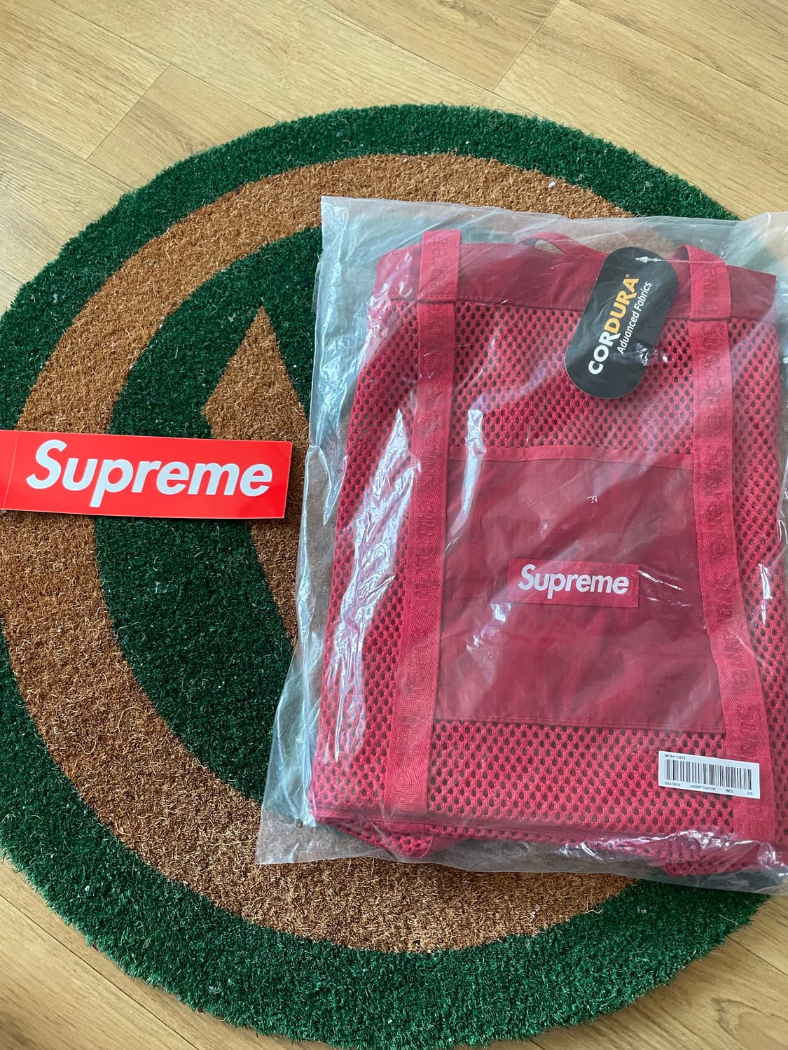 Supreme Mesh Tote Bag Red - 25SS 상품이미지1
