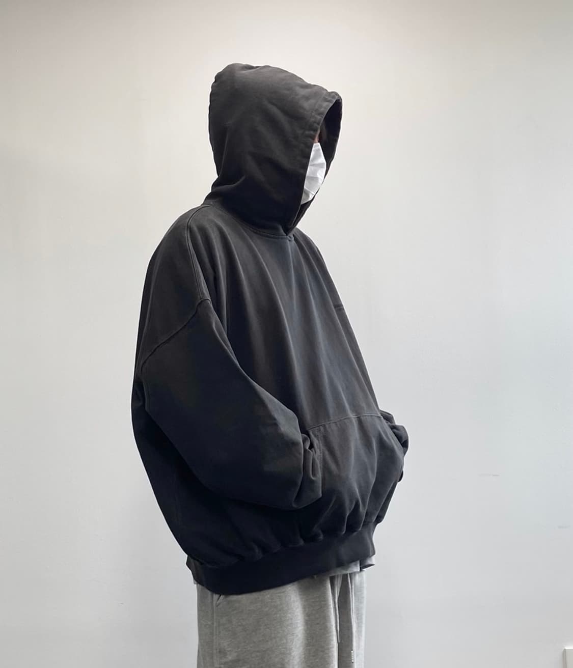 언더마이카 MU.08 오버사이즈 피그먼트 후드 1 상품이미지5