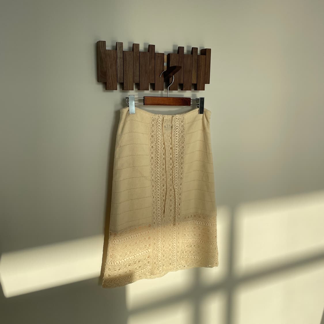 버버리 블루라벨 크로쉐 미디 스커트 상품이미지1