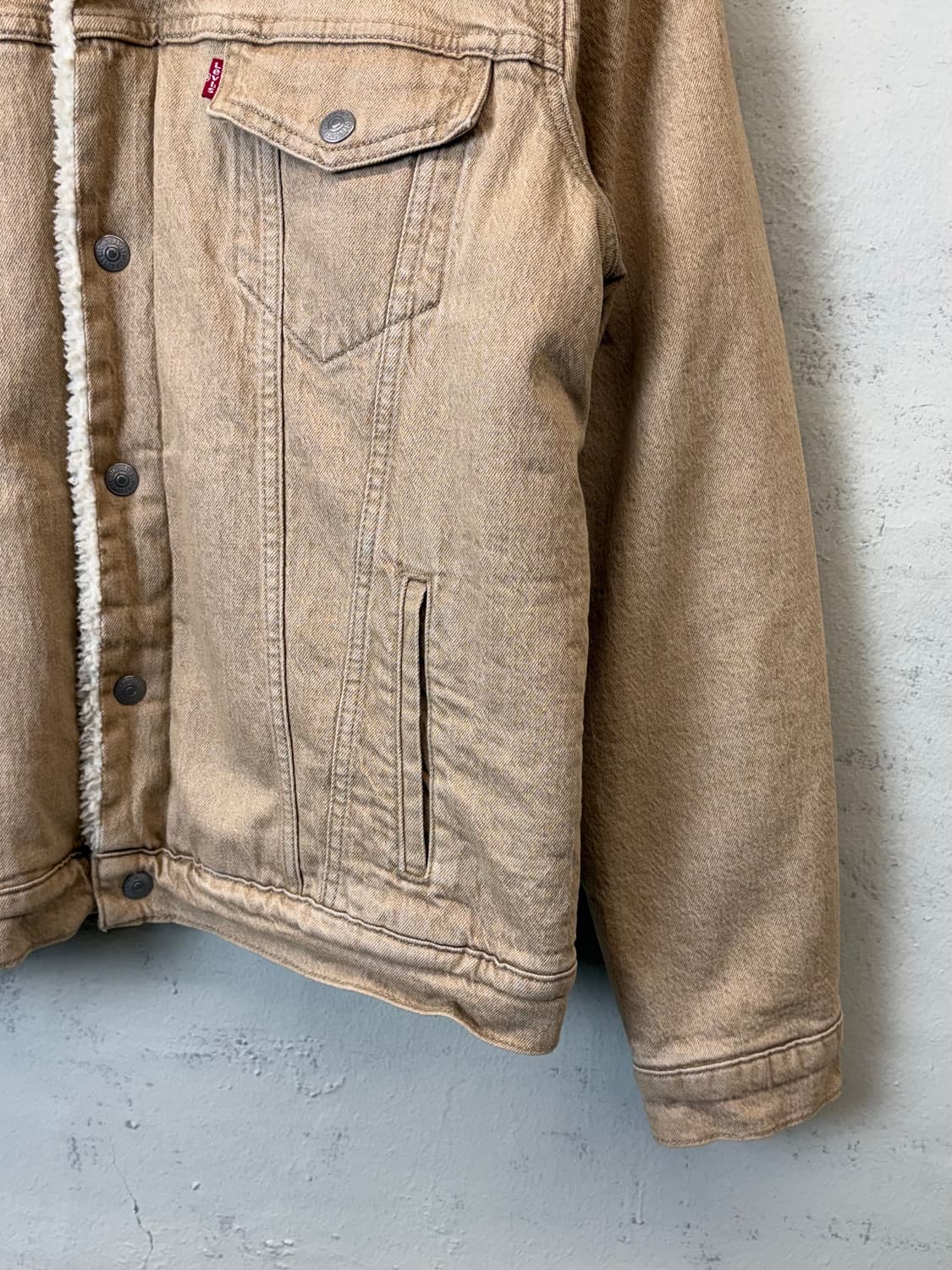 리바이스 데님 쉐르파 트러커 자켓 베이지 상품이미지4