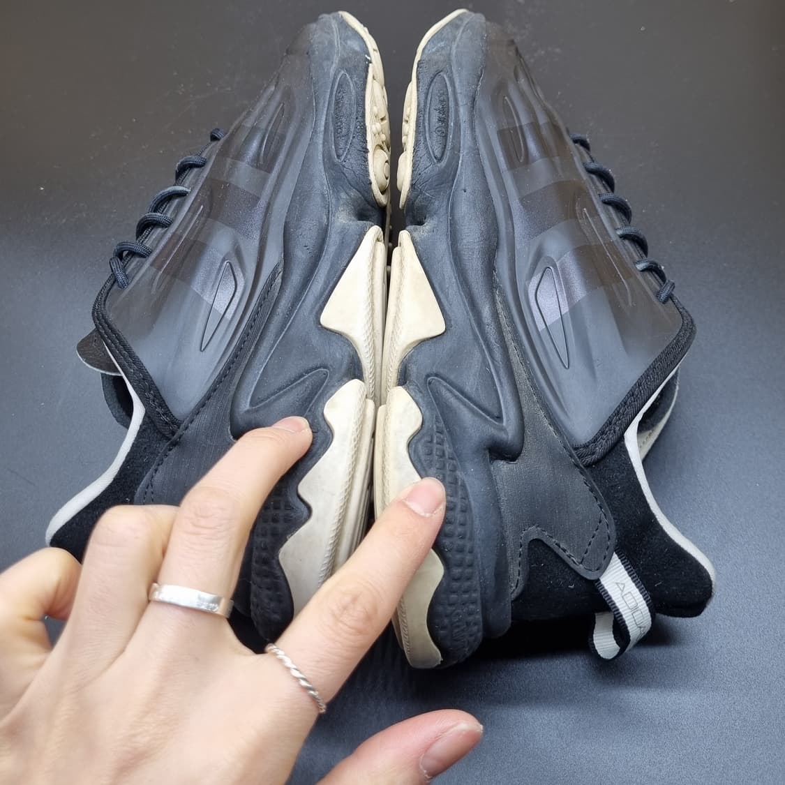 아디다스 오즈위고 클로즈드 여성운동화230  상품이미지5