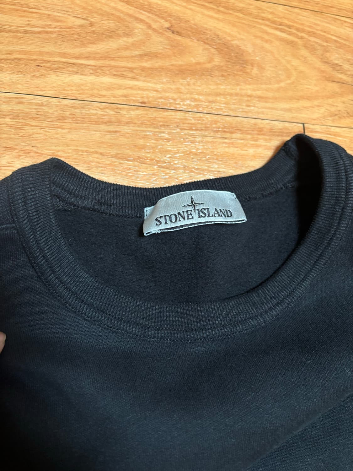 25FW 스톤 블랙 맨투맨 상품이미지5