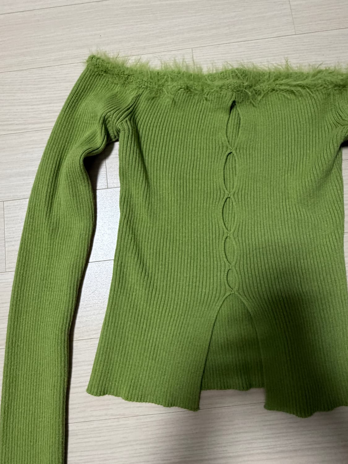 시눈 FUR OFF SHOULDER SWEATER 상품이미지3