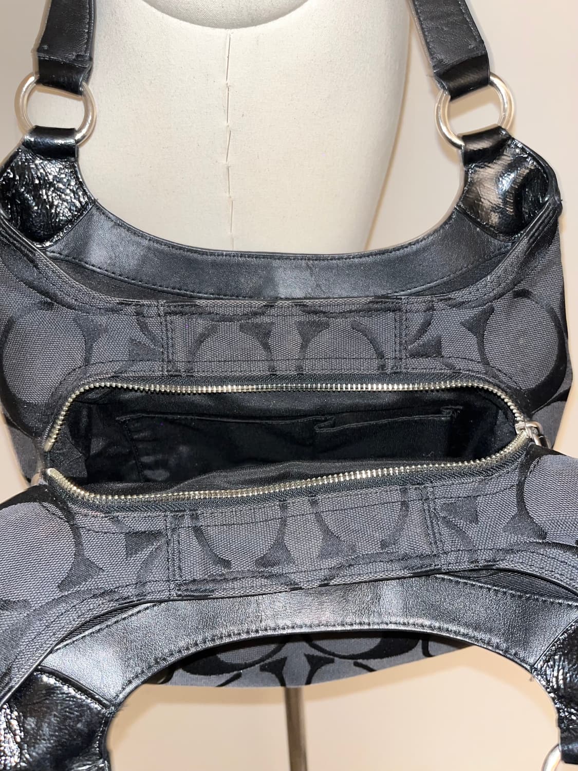 Coach Bacis All Black Shoulder bag 상품이미지8