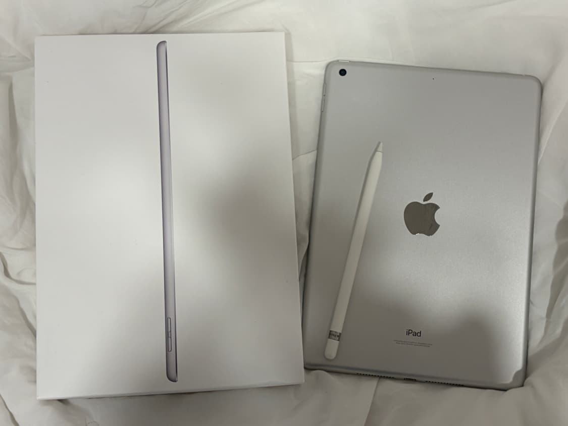 🩵아이패드 8세대 32기가 박스/애플펜슬 포함🩵 상품이미지1