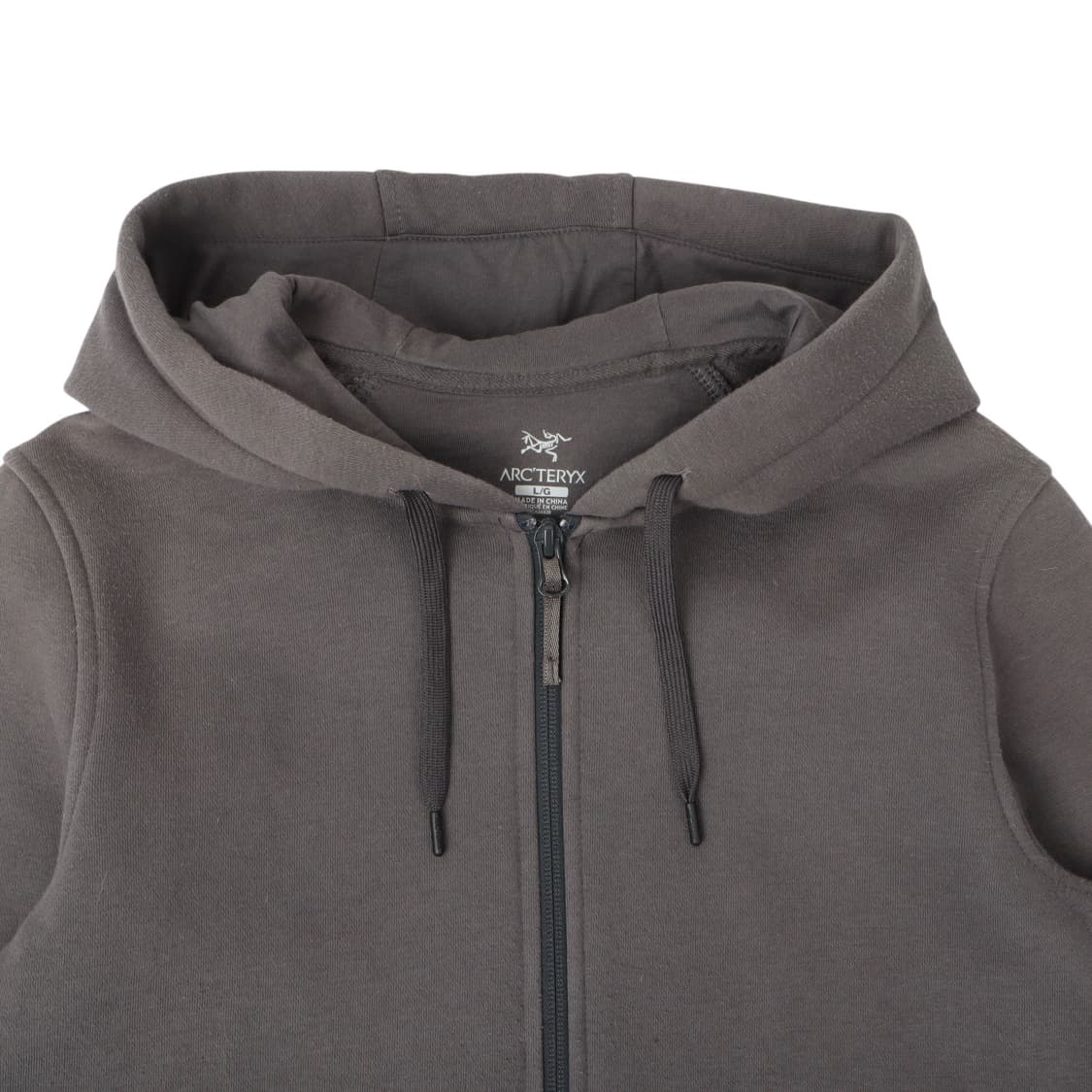 아크테릭스 그레이 암 로고 후드집업 상품이미지2