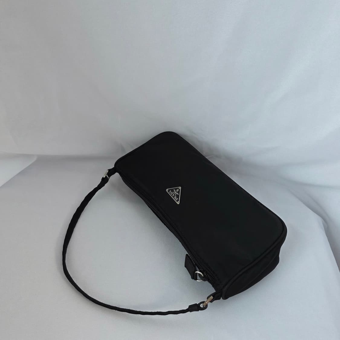 [정품 PRADA] 프라다 포코노 나일론 바게트백 토트백 상품이미지10