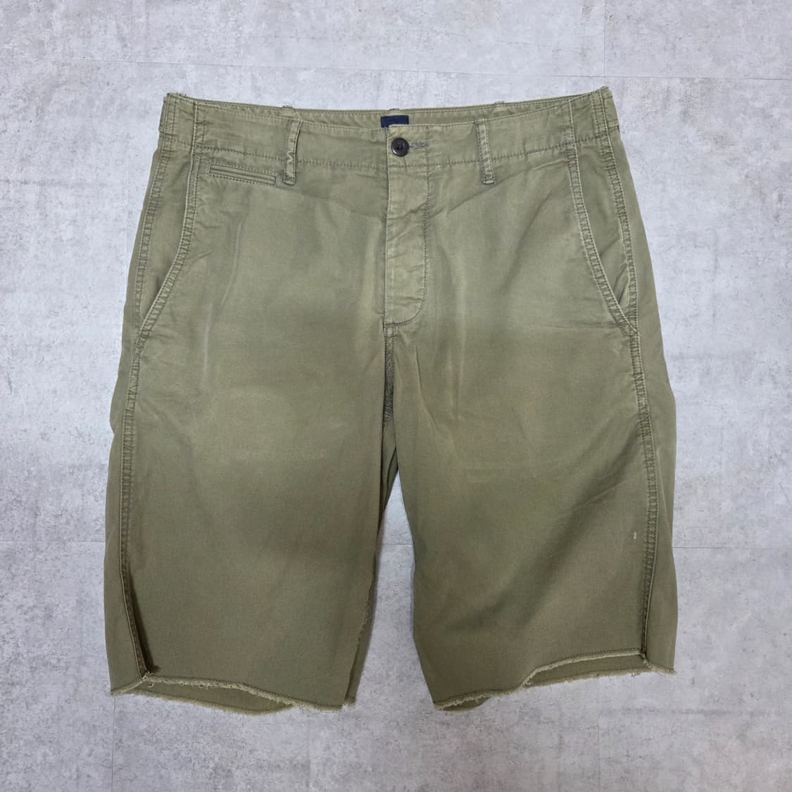 (네고가능)GAP 카키 반바지 상품이미지1