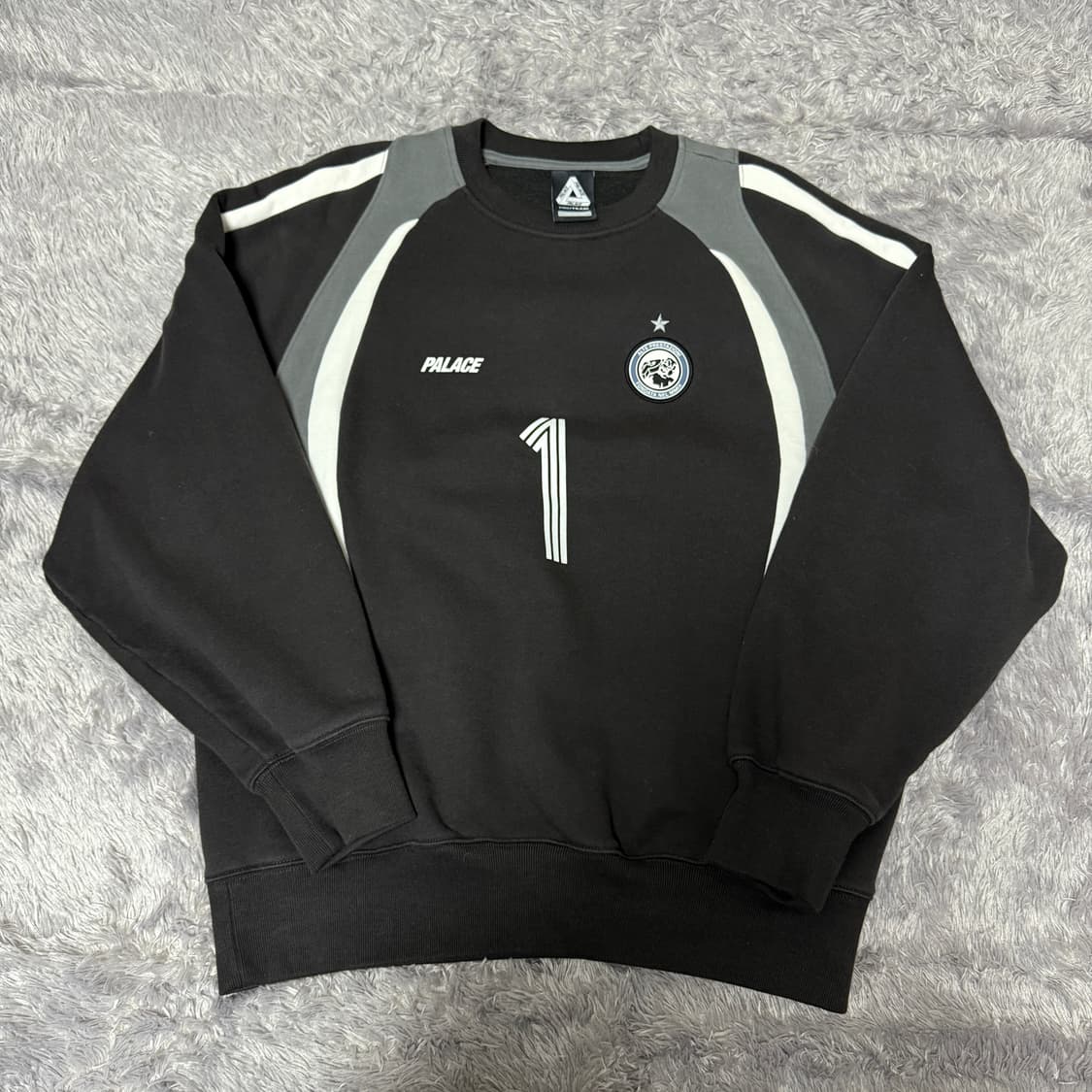 [M] 팔라스 판타지 웜업 크루 블랙 상품이미지1