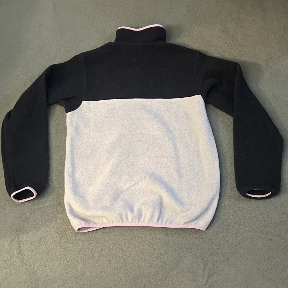 파타고니아 신칠라 스냅-T 블랙/오프화이트/핑크 상품이미지7