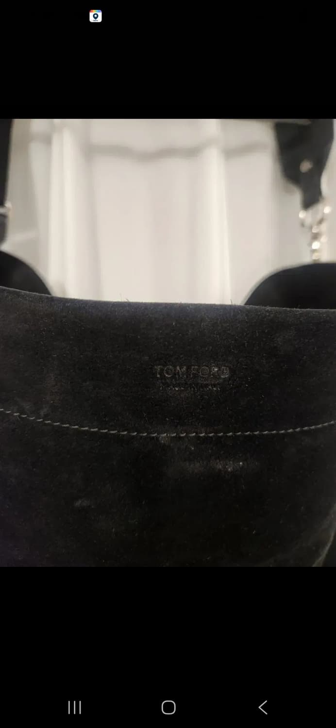 톰포드 스웨이드 블랙 크로스백,숄더백 판매합니다 상품이미지3