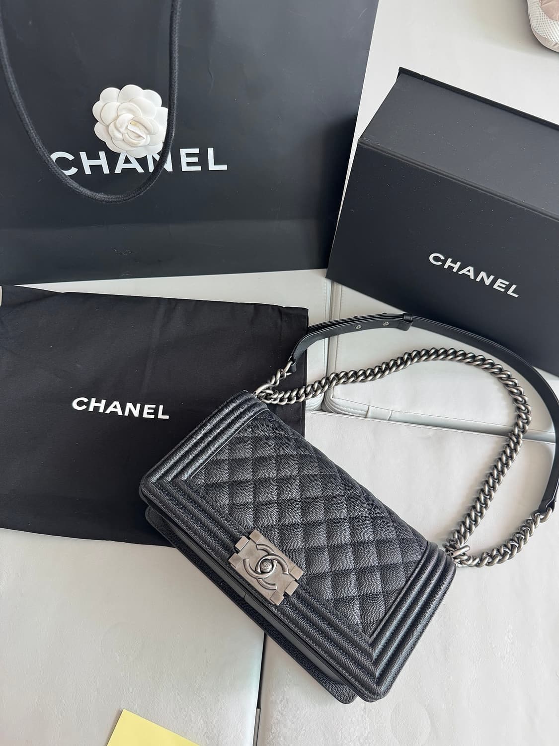 샤넬 보이백 미듐 21년 상품이미지1