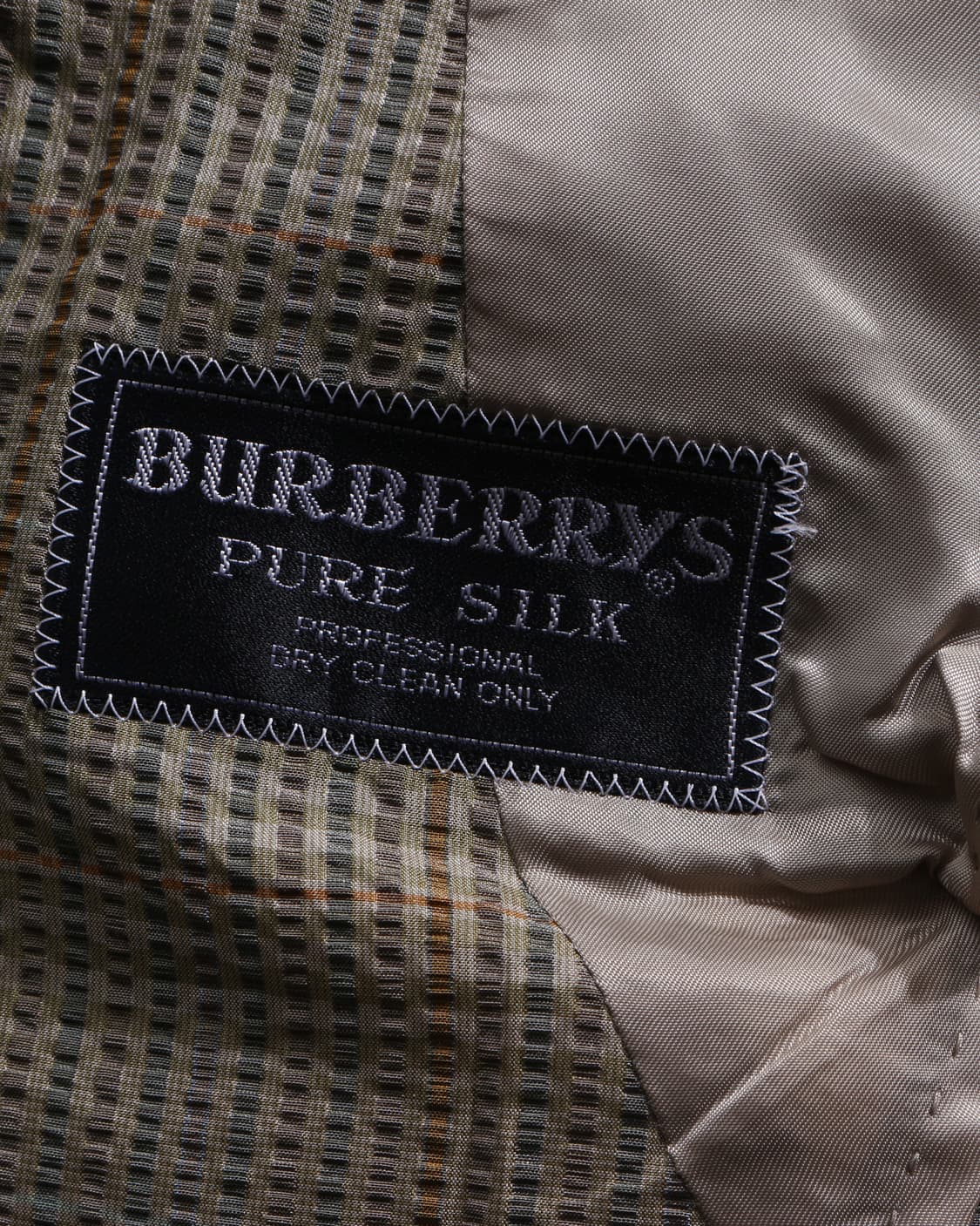 O-0294 90s Burberry Pure Silk Jacket 상품이미지7