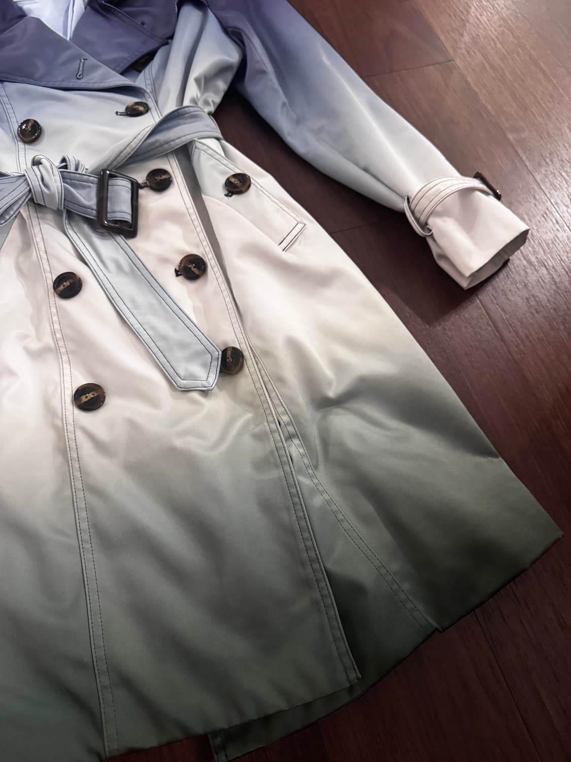 버버리 컬렉션라인 그라데이션 트렌치코트 상품이미지5