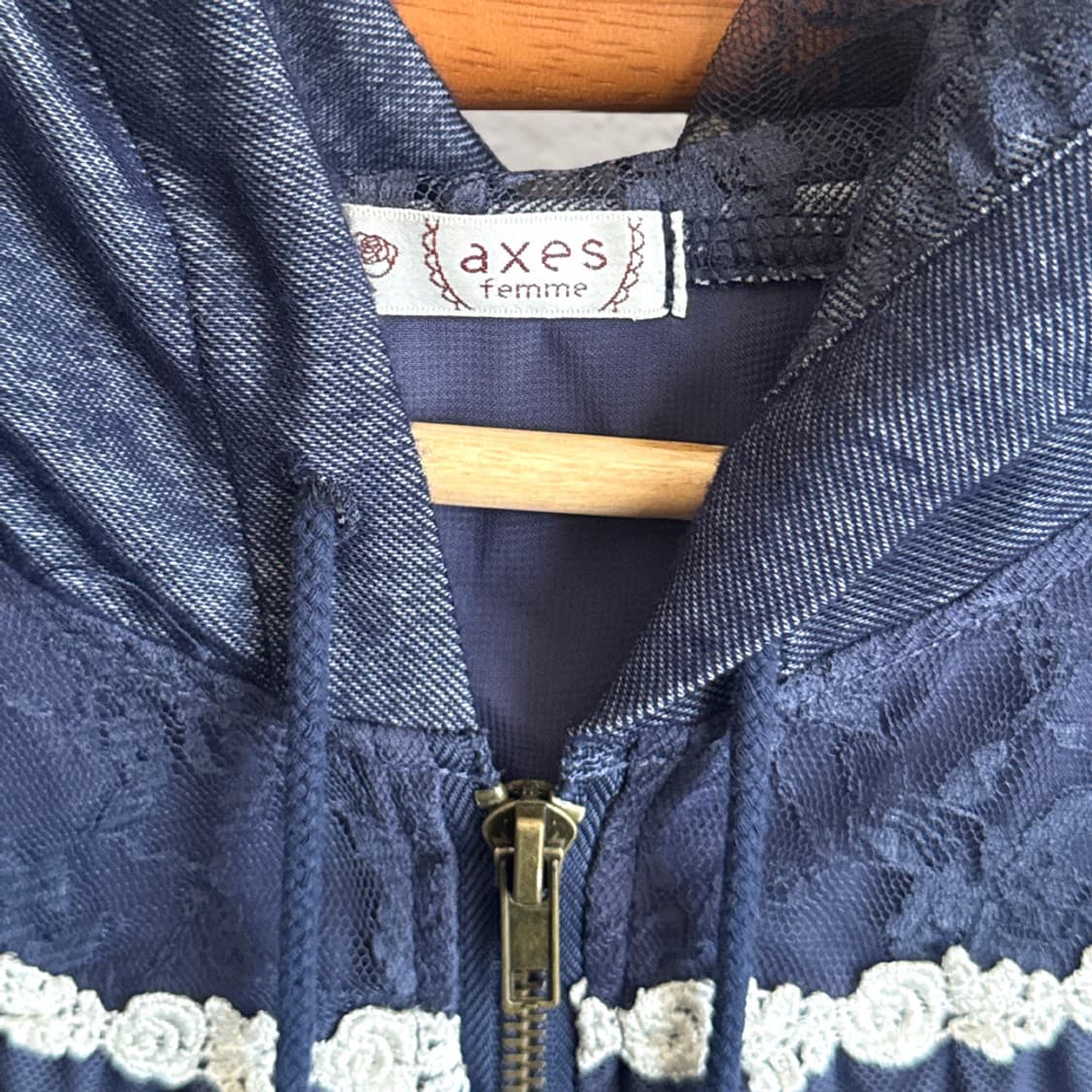 [AXES FEMME] 레이스 후드 데님 집업 상품이미지4