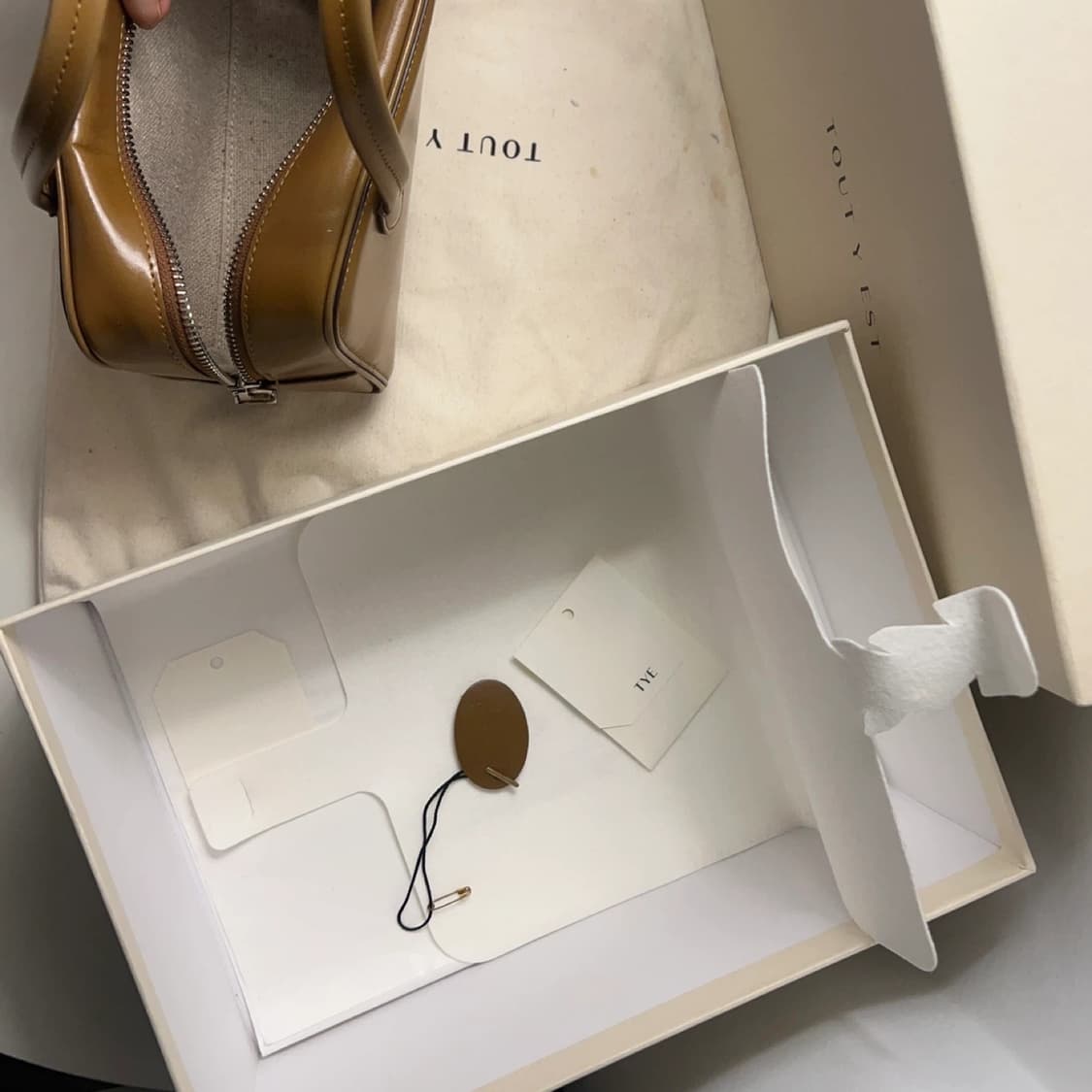 투티에 로케백 미니 카멜 상품이미지7