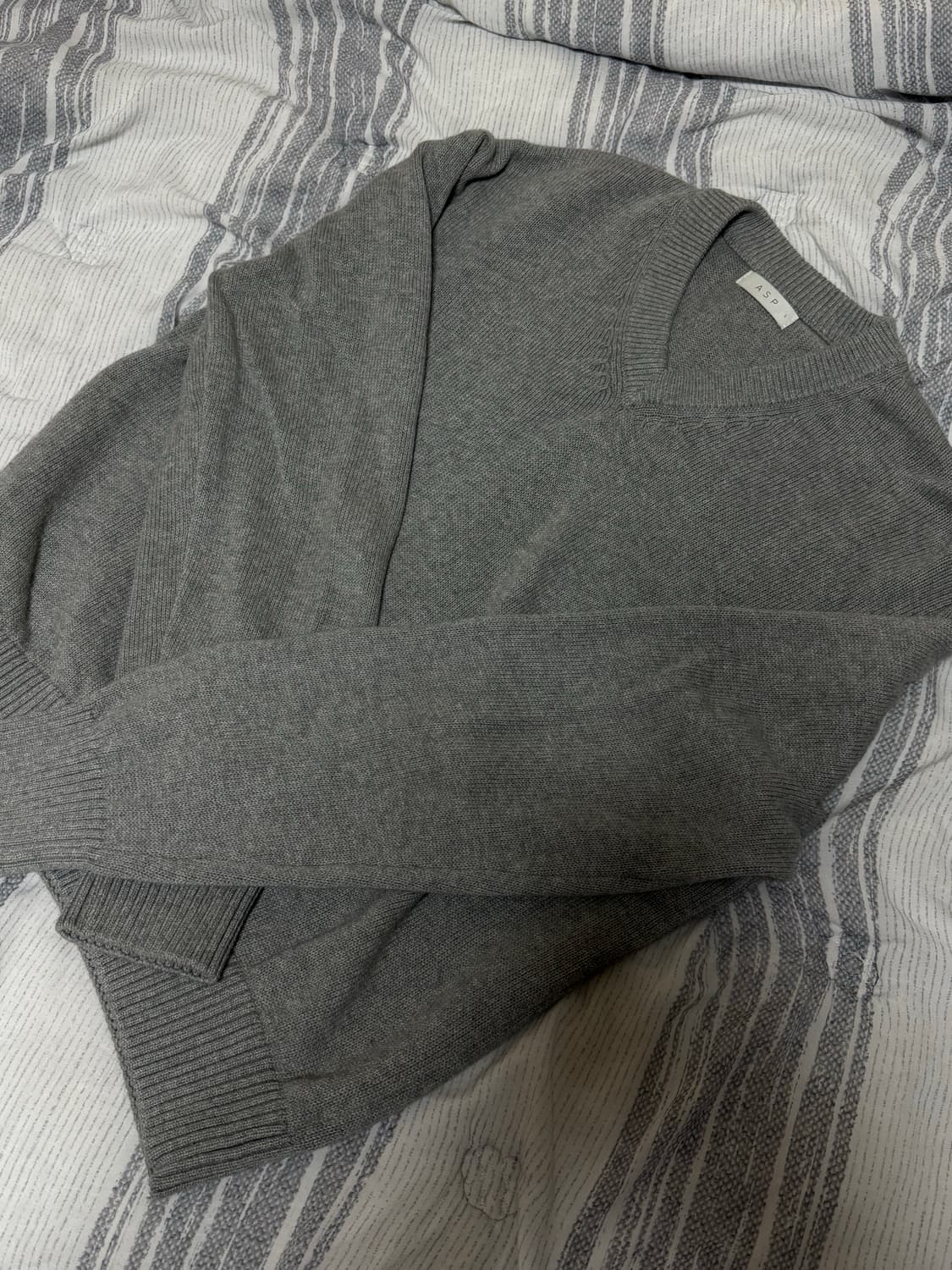 (L) 애습 코튼 브이넥 니트 멜란지 그레이 상품이미지3