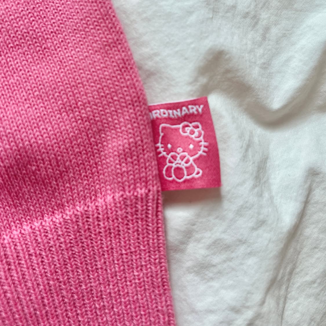 헬로키티 크롭 니트 오디너리 홀리데이 갸루 깔 상품이미지4