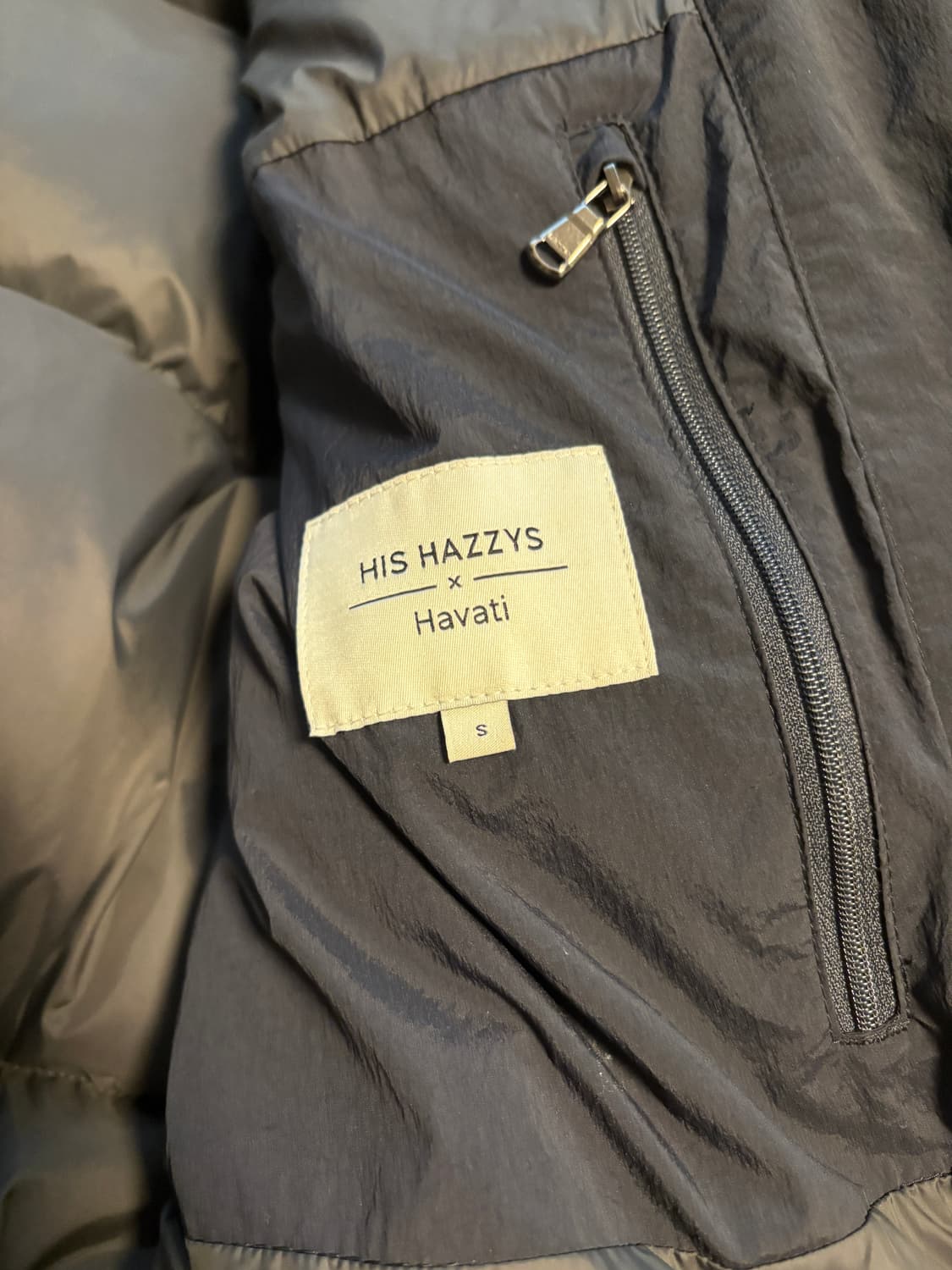 히스 헤지스 x 하바티 구스다운 점퍼 상품이미지2