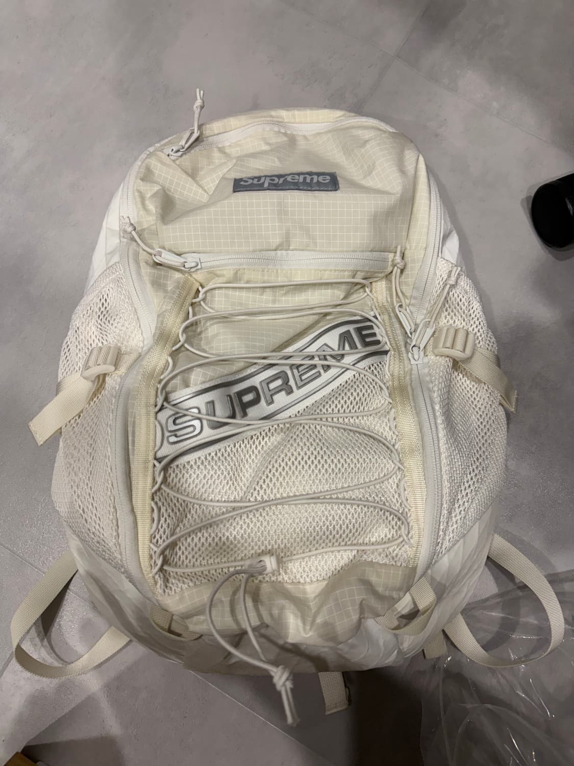 슈프림 백팩 (가방) -23fw 상품이미지1