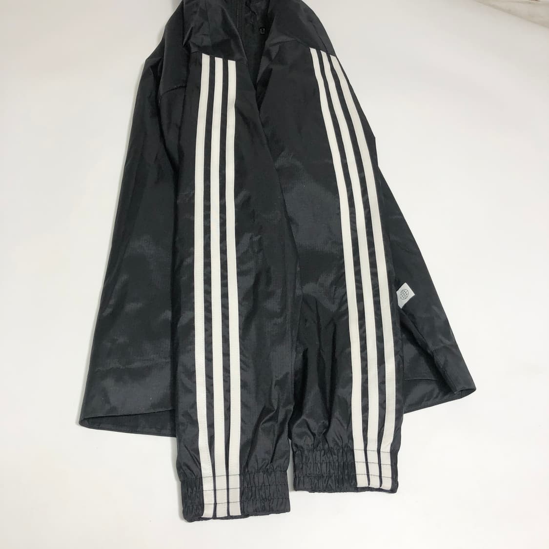 아디다스 우븐 바람막이 실측 XL 상품이미지6