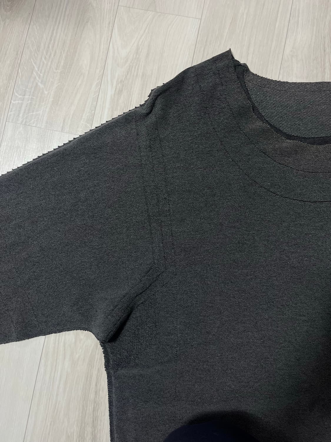 ISSEY MIYAKE MEN LONG SLEEVE TOP 상품이미지3