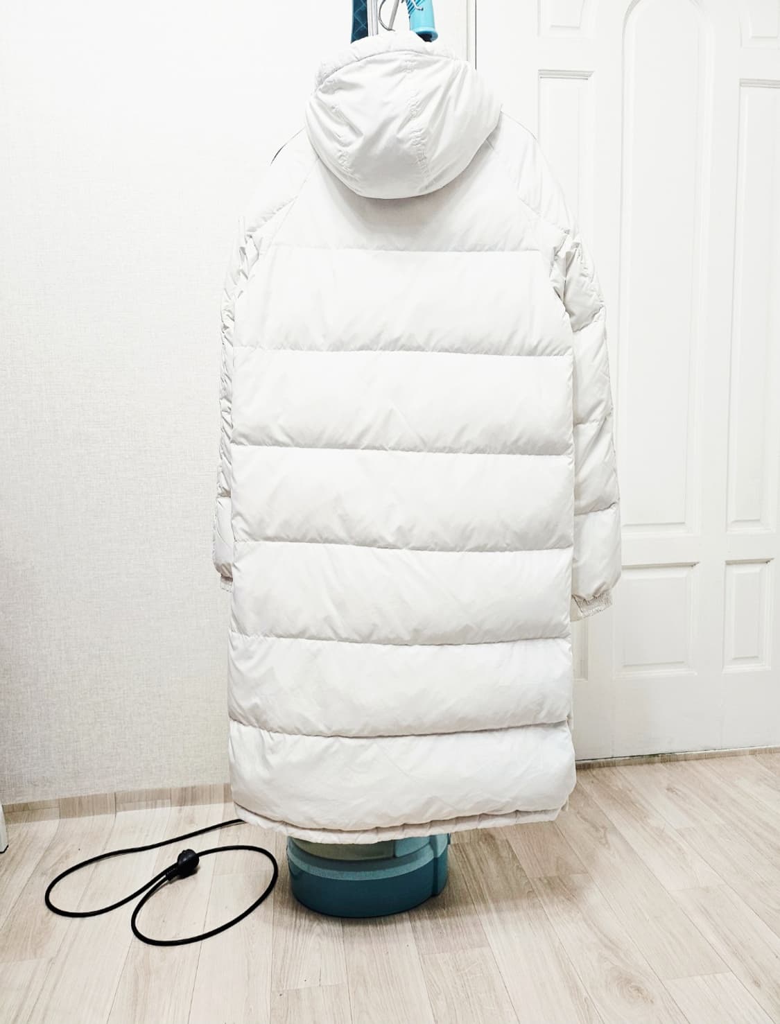 (90~95)S ☆우주매물☆ 아디다스 3st [흰검] 덕다운롱패딩 상품이미지6